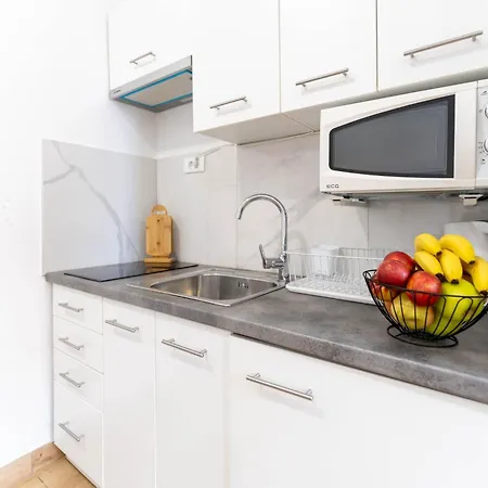 Apartman Colosseum Garden *
