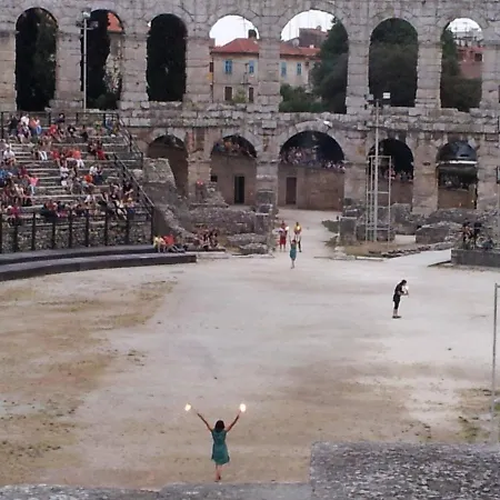 شقة Colosseum Garden *
