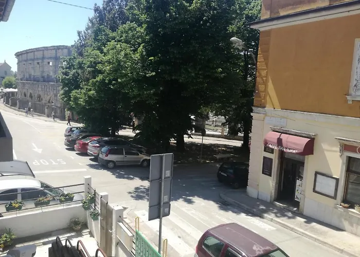 Appartamento Colosseum Garden Pola