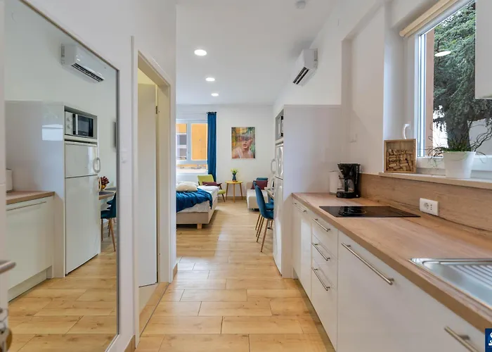 Apartman Colosseum Garden *