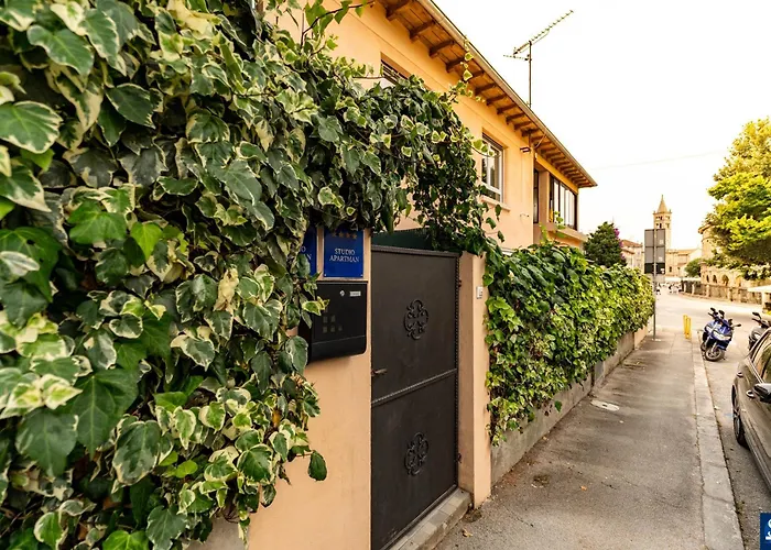 Colosseum Garden Apartman Pula