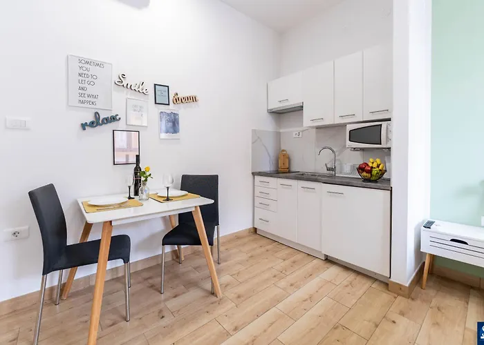 Colosseum Garden * Pula