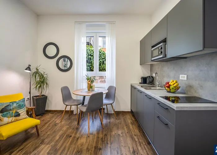 Apartman Colosseum Garden