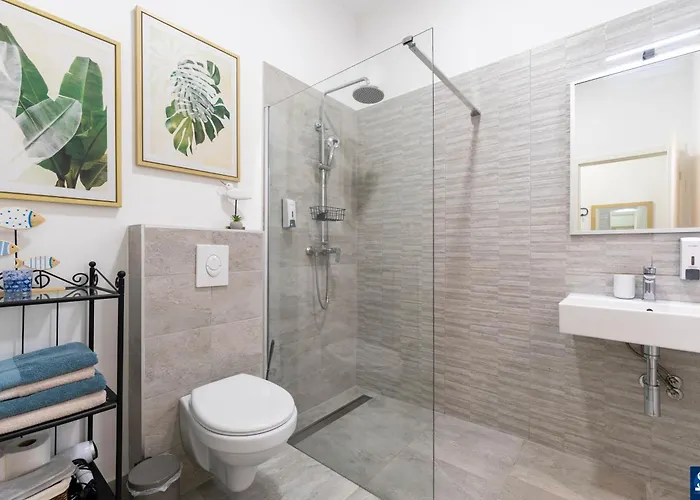 Apartman Colosseum Garden *