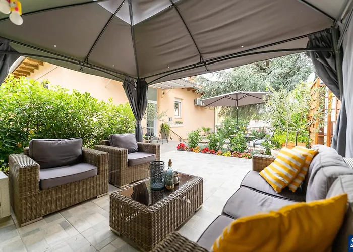 Colosseum Garden Apartman